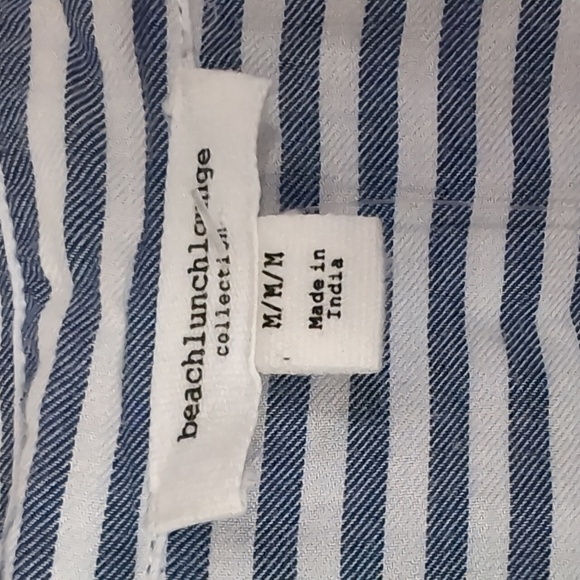 beachlunchlounge Blue White Stripe Tencel Blend Short Sleeve Button Up Size Med - Picture 2 of 5